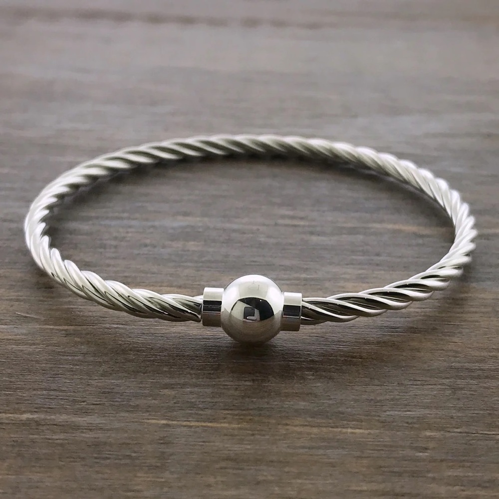 CAPE COD TWIST SINGLE BALL BRACELET